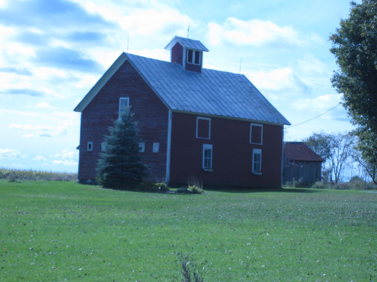 English Barn Red