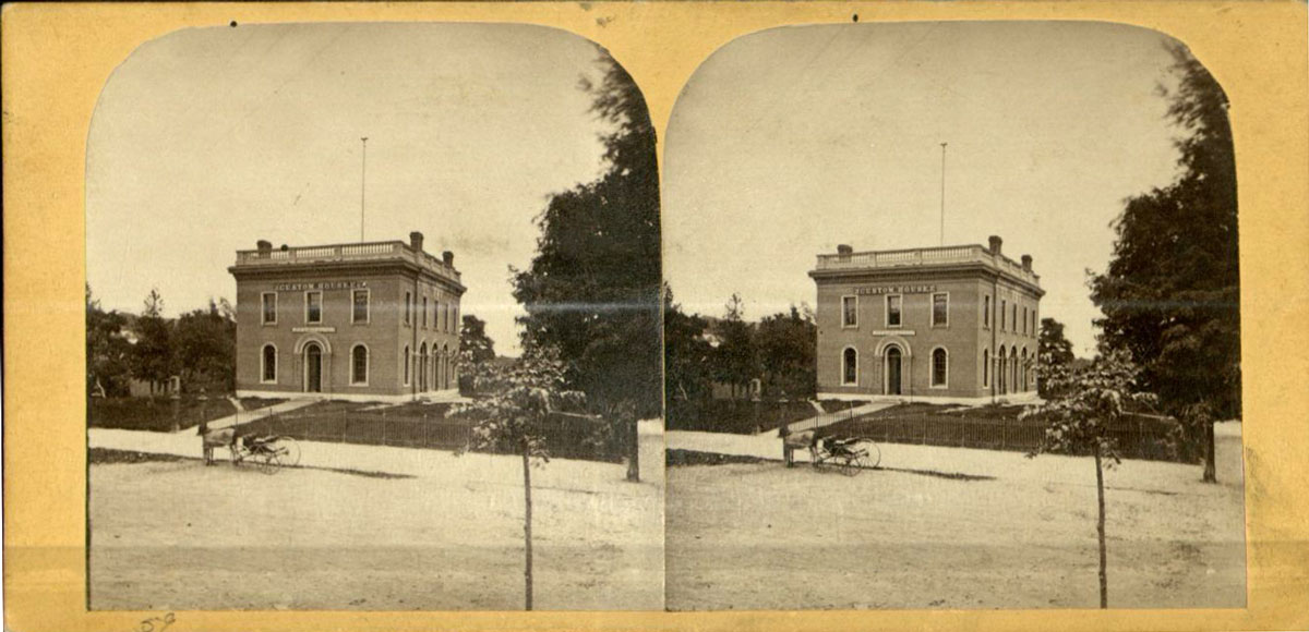 Custom House looking south