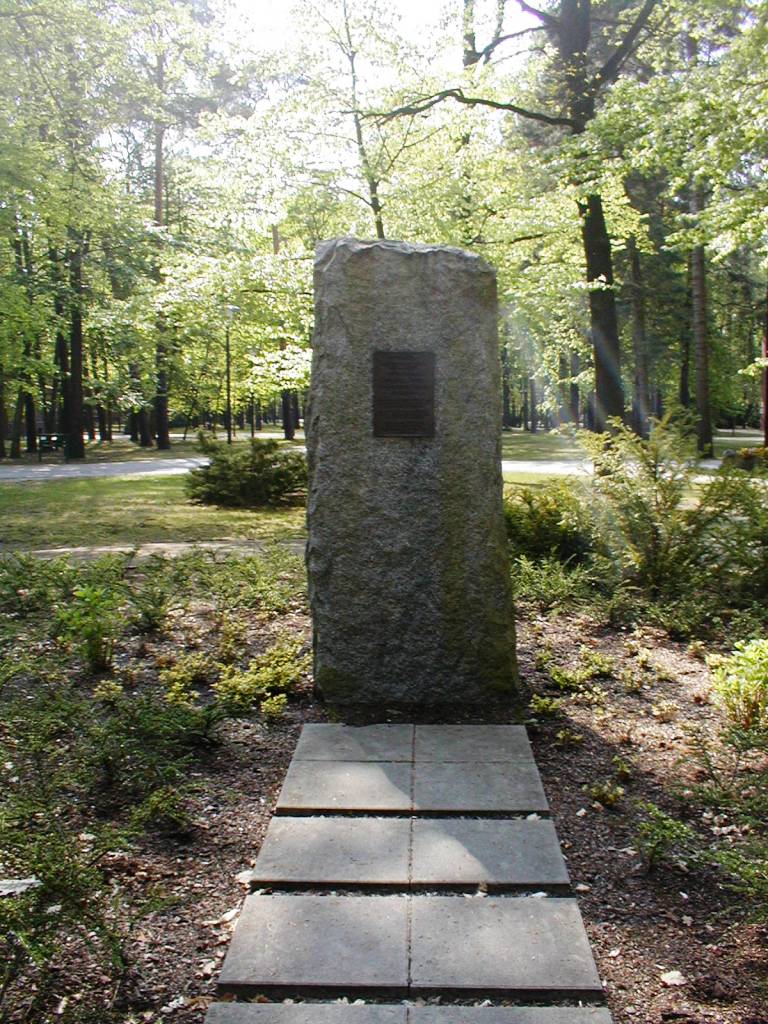 picture of memorial stone