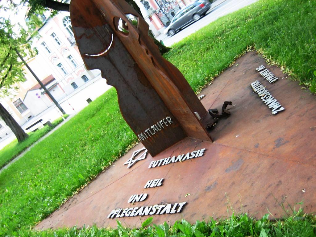 picture of salzstreuer memorial