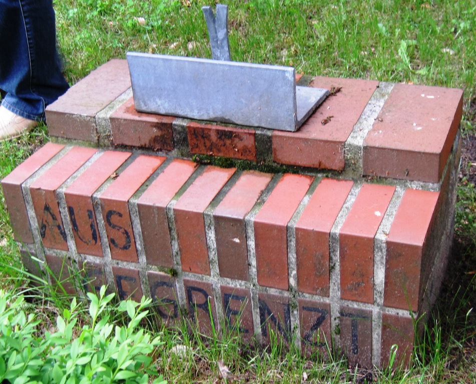 old memorial pedestal today