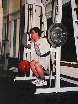 squat2.gif (26289 bytes)
