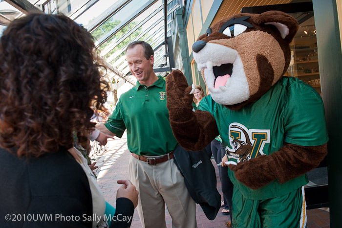 20100910_Catamount_Store-22
