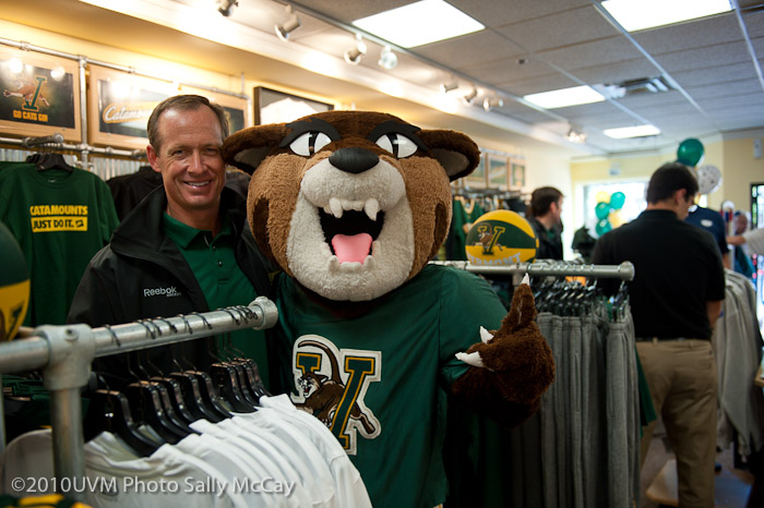20100910_Catamount_Store-34