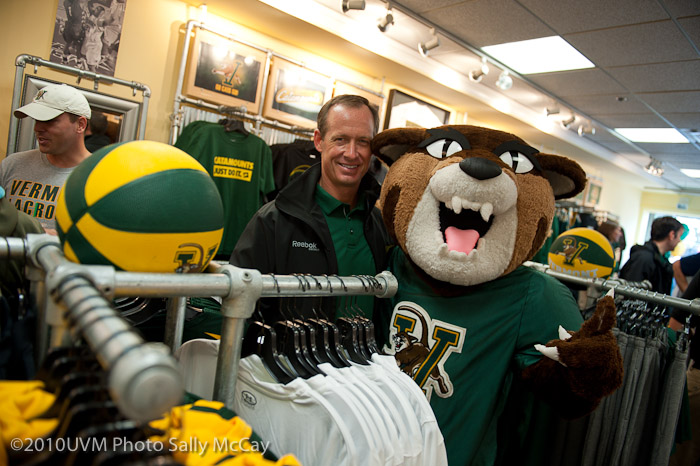 20100910_Catamount_Store-35