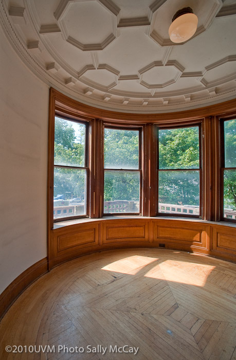 20100912-61_Summit-Interior-23