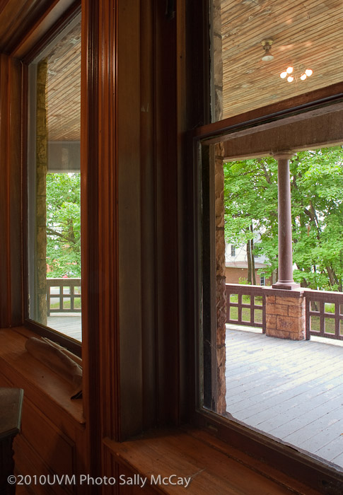 20100912-61_Summit-Interior-38