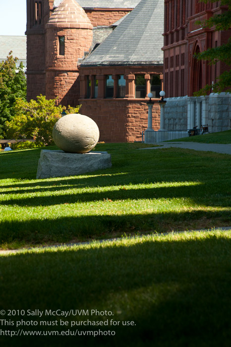 20100918_UVM_Boulder-1