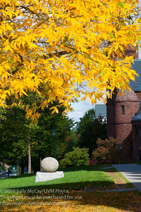 20100918_UVM_Boulder-17