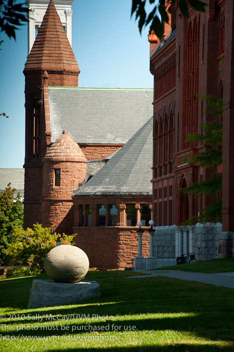 20100918_UVM_Boulder-4