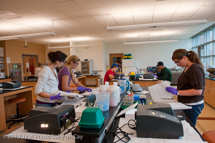 20100919_Jeffords_Hall_Biochemistry-24