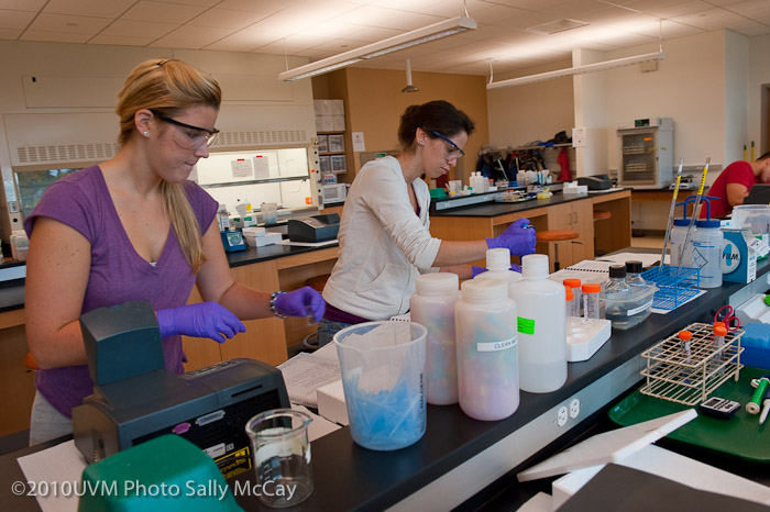 20100919_Jeffords_Hall_Biochemistry-7
