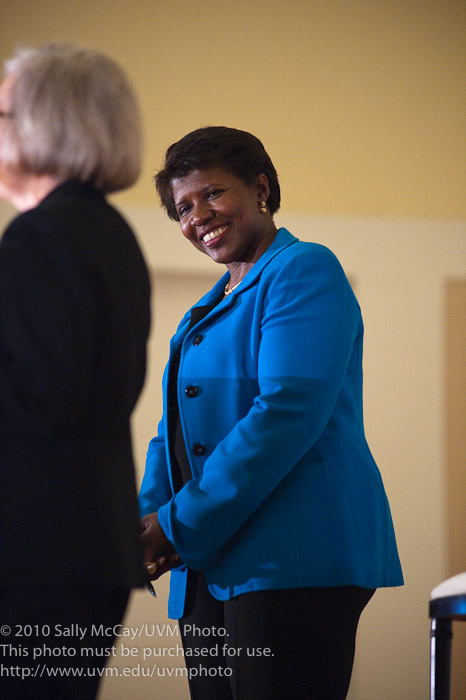20100928_Gwen_Ifill-33
