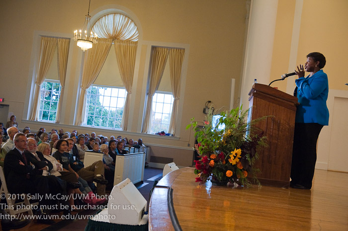 20100928_Gwen_Ifill-44
