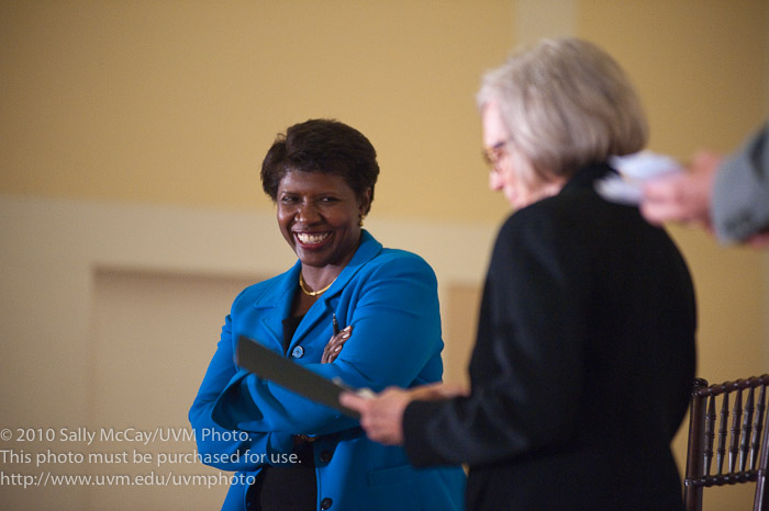 20100928_Gwen_Ifill-50
