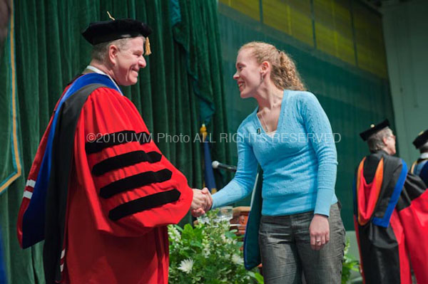 20101218_DecGrad-119