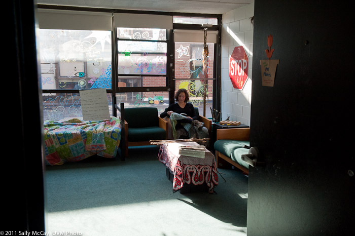 20110330_Student_Dorm_Rooms-24