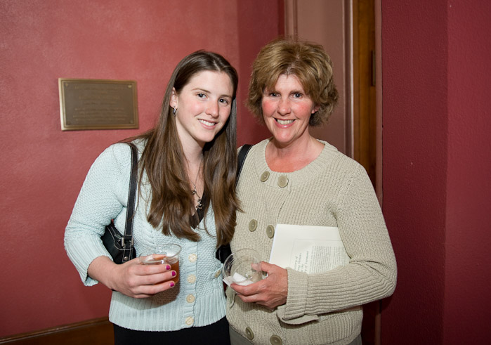 209071Honors A&S-134