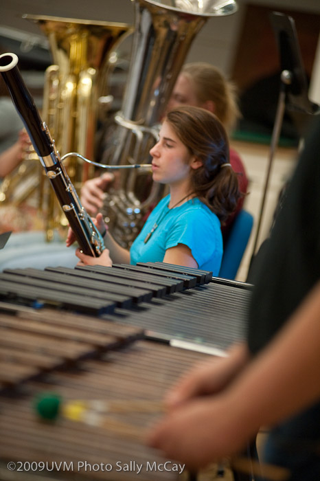 296117Band-103