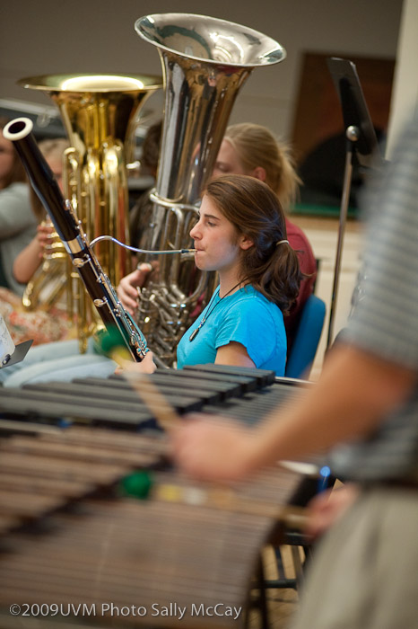 296117Band-105