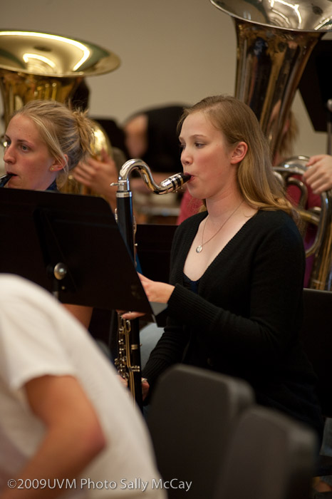 296117Band-12