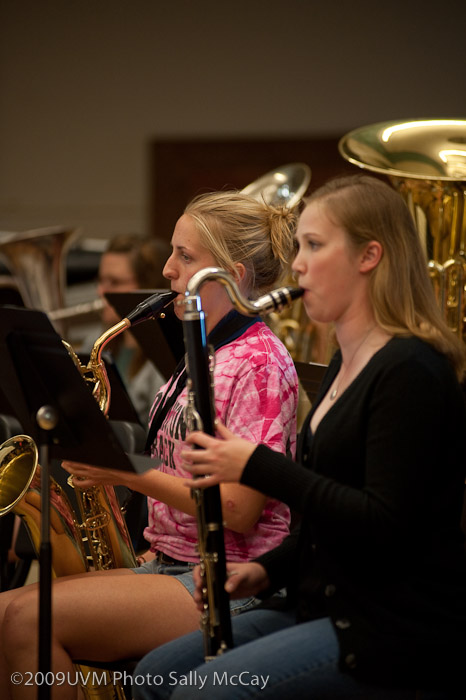 296117Band-19