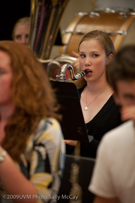 296117Band-25