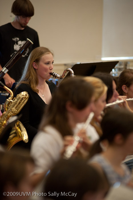 296117Band-28