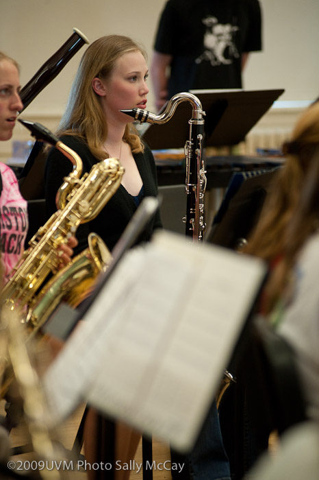 296117Band-44